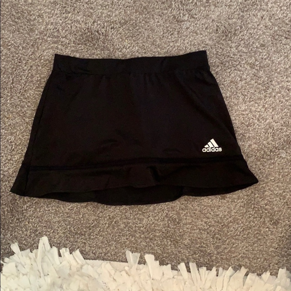 Black adidas ruffle tennis skirt skort
